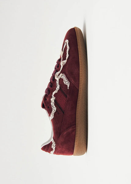 TB. 490 Crochet Burgundy Suede Sneakers