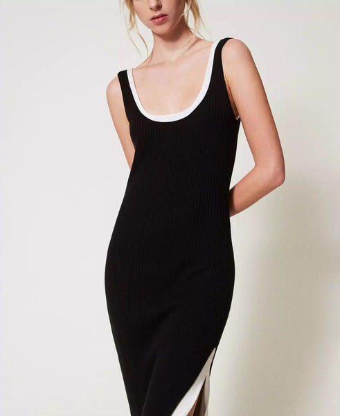 Long trompe-l'œil fitted knit dress