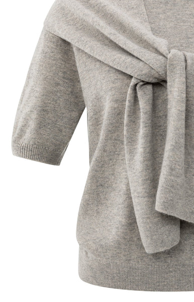 Short Sleeve Sweater with Fixed Scarf