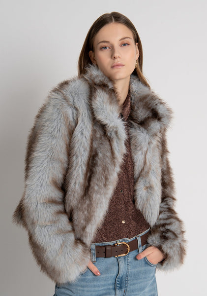 Faux Fur Jacket ￼￼