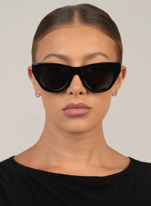 Kinni Cat Eye Sunglasses