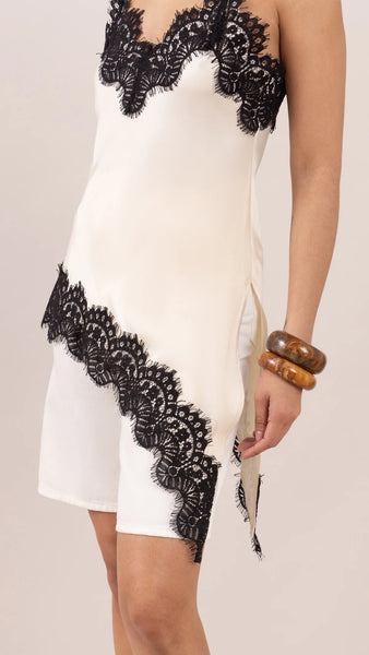 Blake Top With Lace - 2 Colours