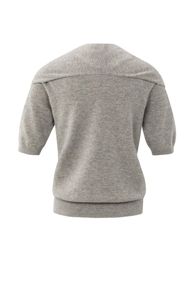 Short Sleeve Sweater with Fixed Scarf
