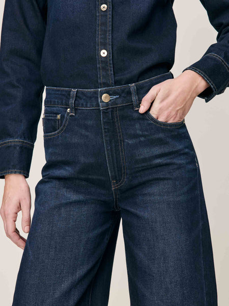Miro Dark Wash Barrel