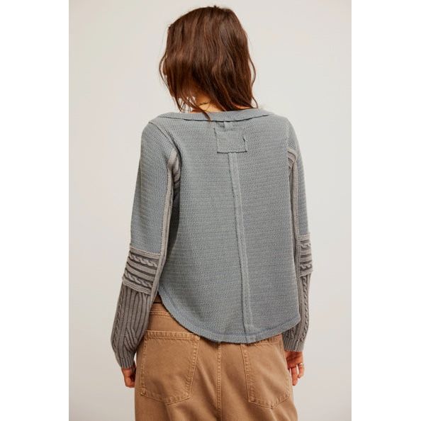 Swinging Cable Cuff Long Sleeve