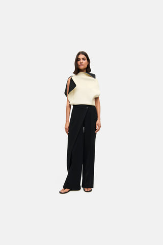 Anais Wrap Front