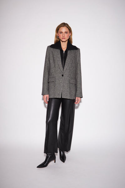 Hayes Blazer