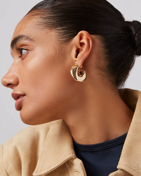 Gigi hoops
