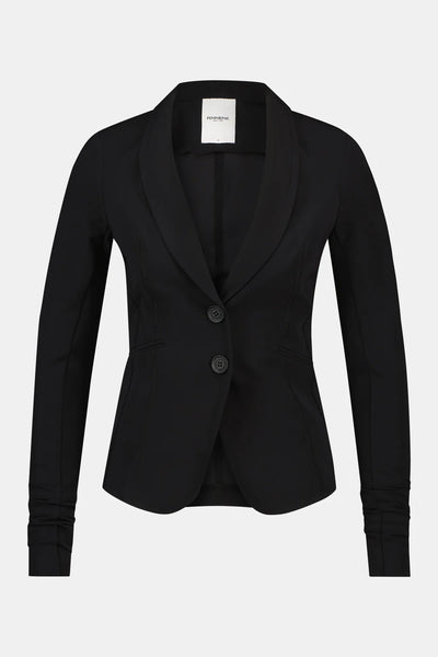 Lisa Blazer