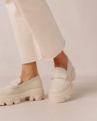 Trailblazer - Cream Leather Loafers