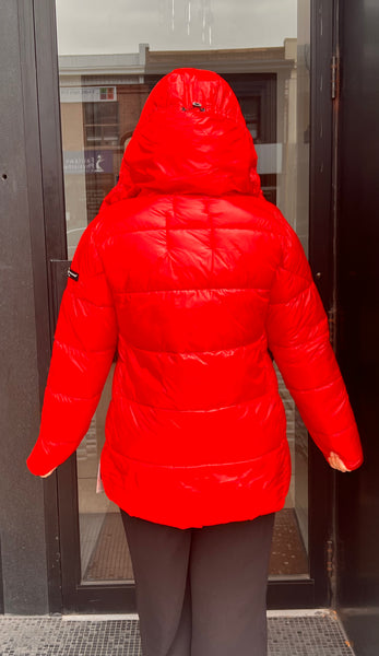 Thermolite Jacket in Hello Red