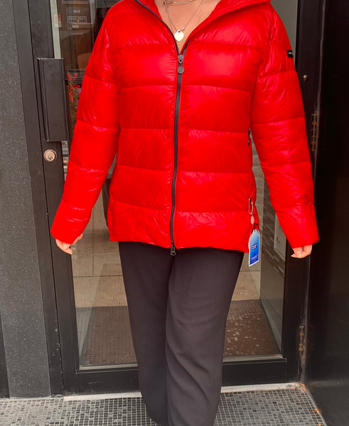 Thermolite Jacket in Hello Red